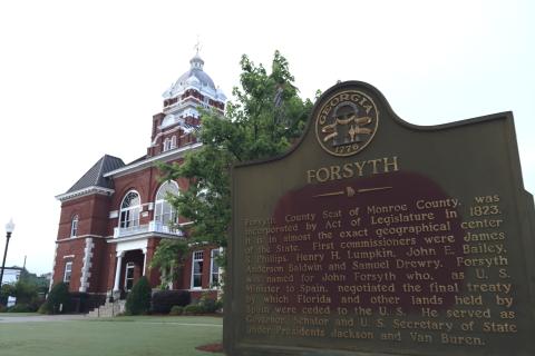 City of Forsyth marker in front of the capital
