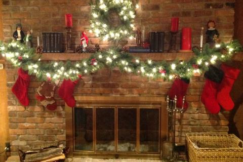 Christmast-Stocking-on-Mantle-web