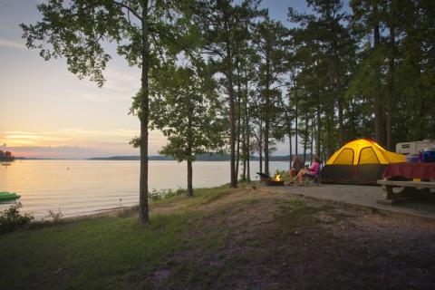 Camping at Elijah Clark State Park in Lincolnton, Georgia